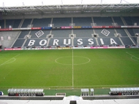 032-stadioninnenraum.jpg